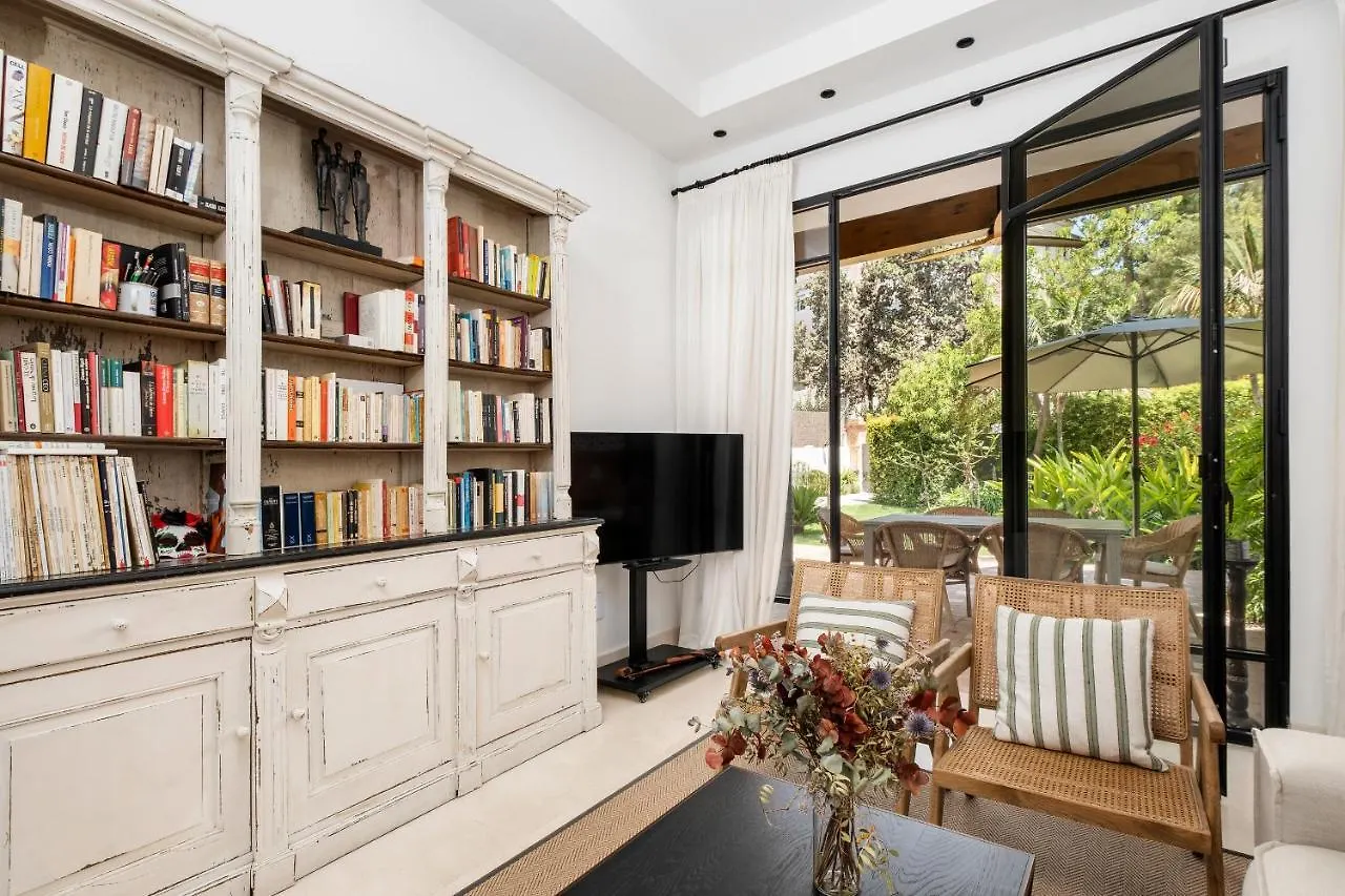 Bed & Breakfast Villa Elisa Málaga